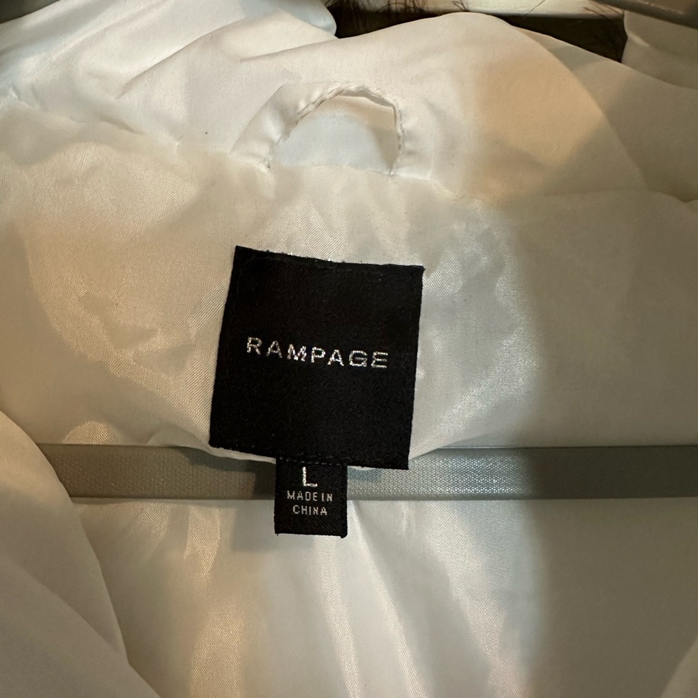 Women’s Rampage jacket - Picture 3 of 6